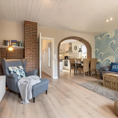 Haus Am Teich Ferienhaus *