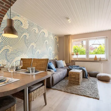 Holiday home Haus Am Teich Hooksiel